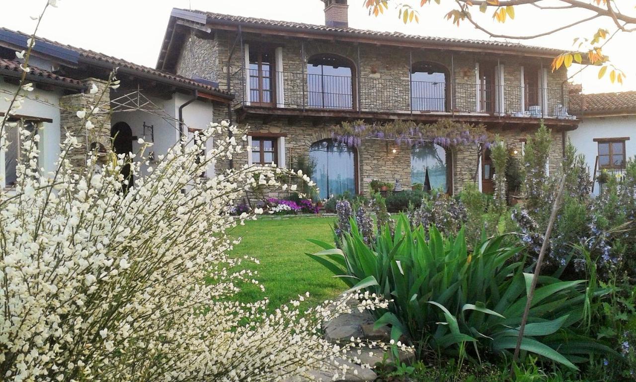 Bed and Breakfast Magiche Langhe à Paroldo Extérieur photo