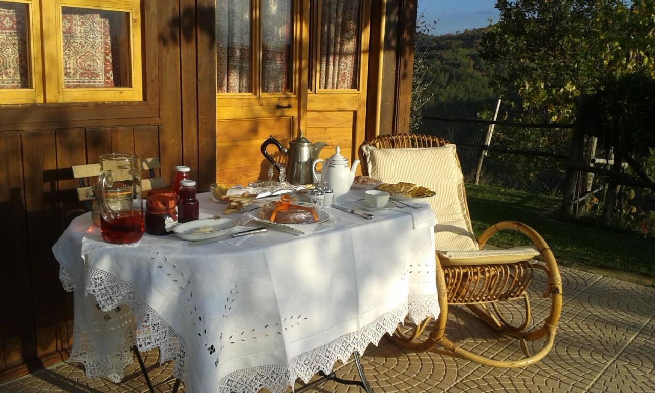 Bed and Breakfast Magiche Langhe à Paroldo Extérieur photo