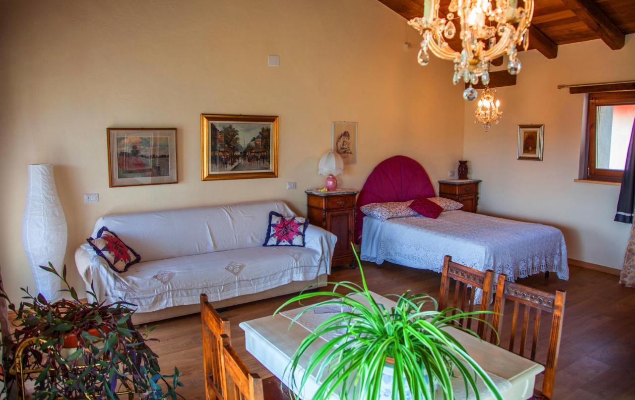Bed and Breakfast Magiche Langhe à Paroldo Extérieur photo
