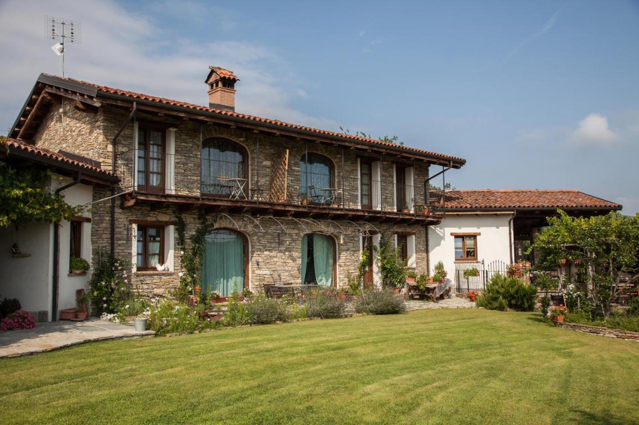 Bed and Breakfast Magiche Langhe à Paroldo Extérieur photo