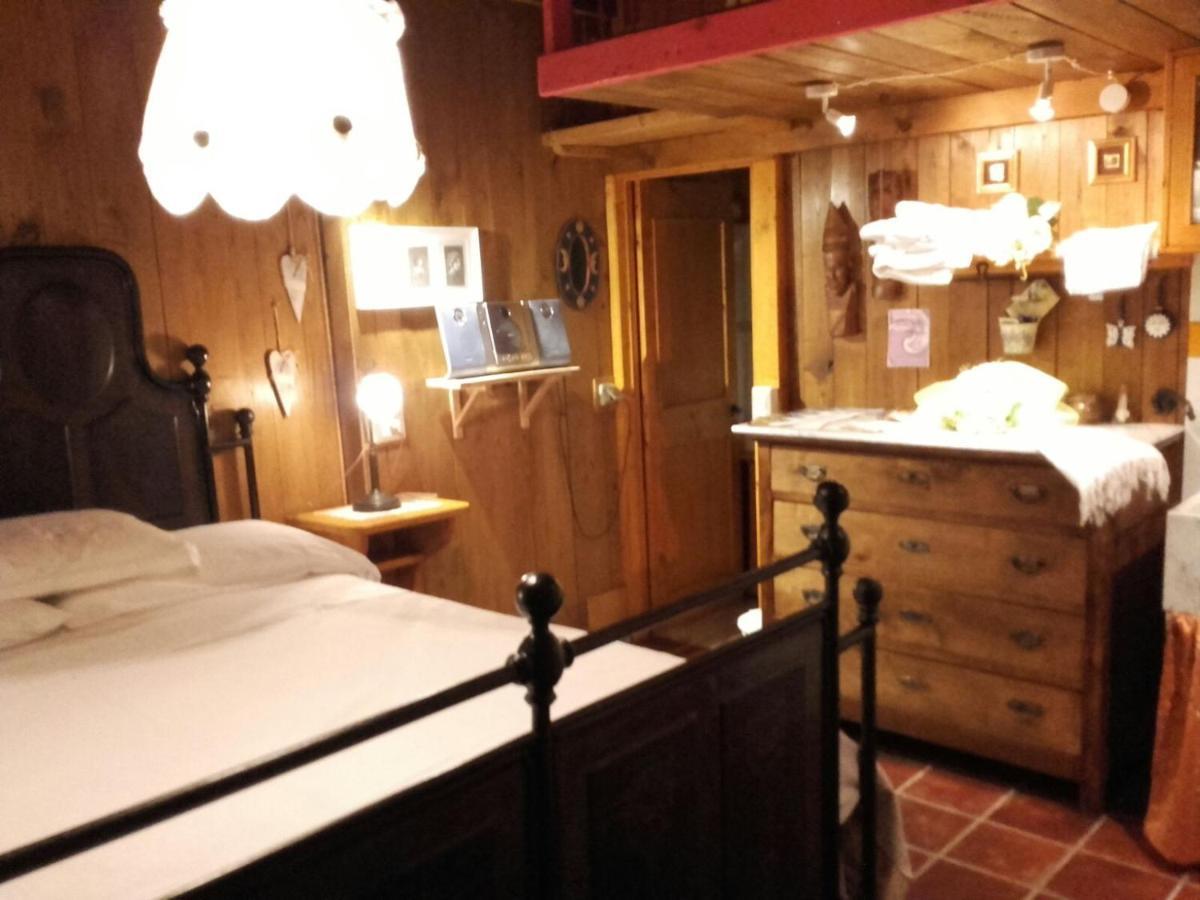 Bed and Breakfast Magiche Langhe à Paroldo Extérieur photo