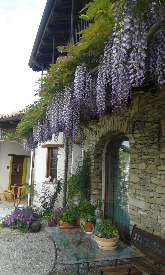 Bed and Breakfast Magiche Langhe à Paroldo Extérieur photo