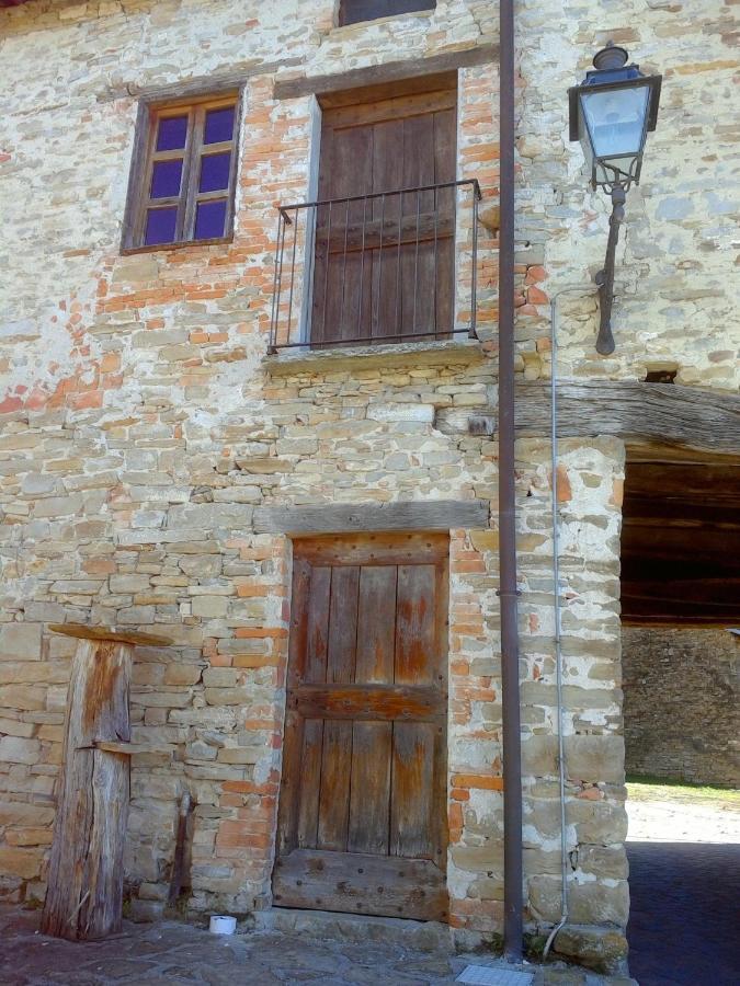 Bed and Breakfast Magiche Langhe à Paroldo Extérieur photo